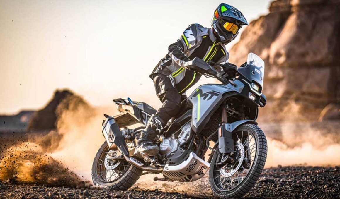 CFMOTO 450MT
