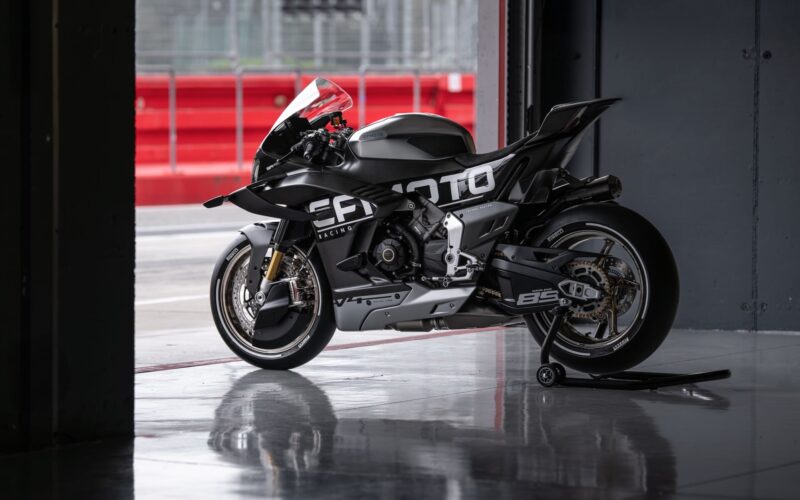 CFMOTO V4 SR-RR
