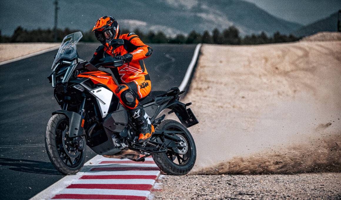 KTM 1390 Super Adventure S EVO