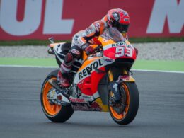 Marc Marquez in de GT-bocht op het TT Circuit Assen