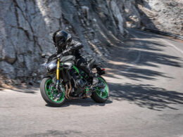 Kawasaki Z900 35kW 70kW