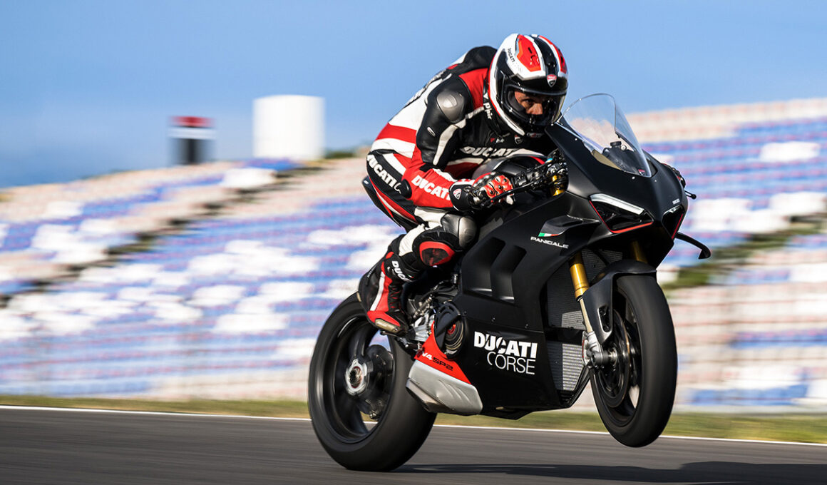 Ducati Panigale V4 SP2 op circuit