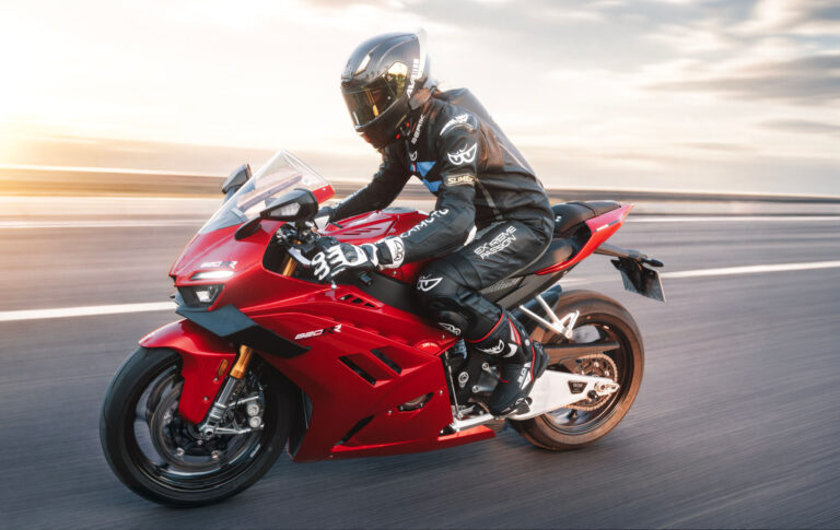 ZXMOTO 820RR