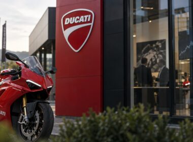 Een Ducati Panigale illustratief bij de verkoop van Ducati als bedrijf
