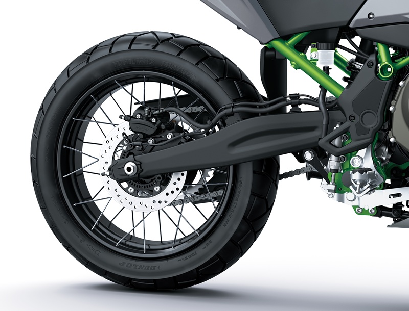 Spaakwiel met tubeless band van de Kawasaki KLE650 SE