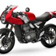 Rood-zilveren Triumph Thruxton 400 in bestaande uitvoering, officiële persfoto (niet de testmotor)