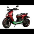Speculatieve illustratie van een rood-groene elektrische ZXMOTO-motorscooter, afkomstig uit Chinese media